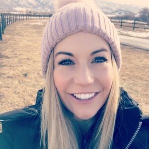 Meet your Posher, Samantha